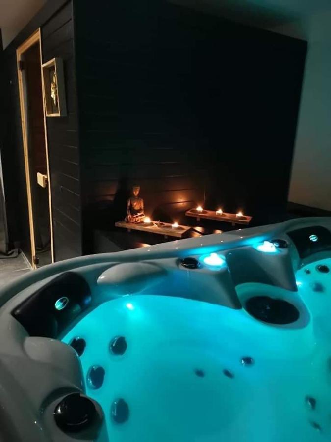 Le Clos De La Rose Gite Bien Etre Wirwignes Esterno foto